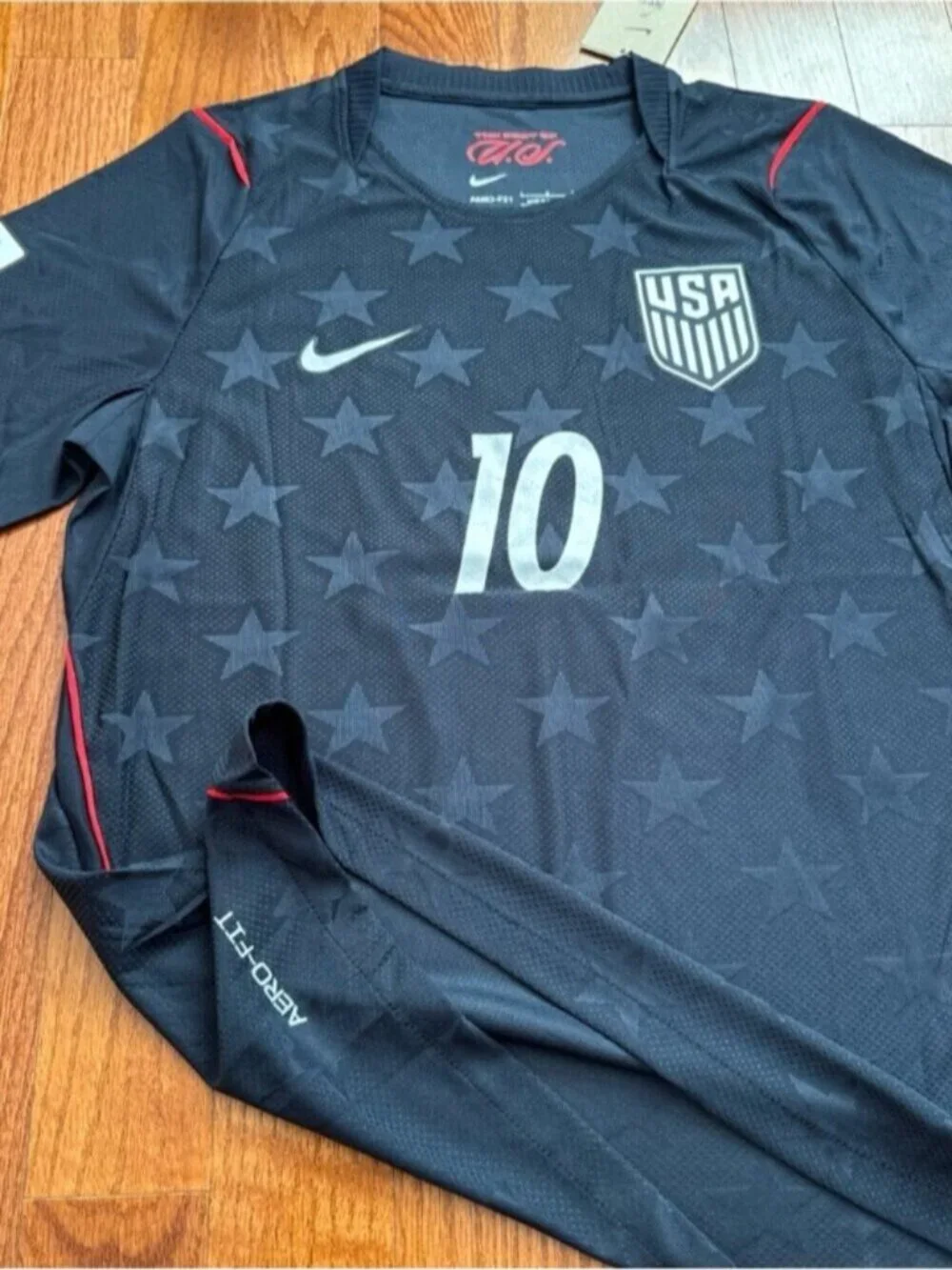 Nike Men’s Christian Pulisic #10 Black Soccer Jersey